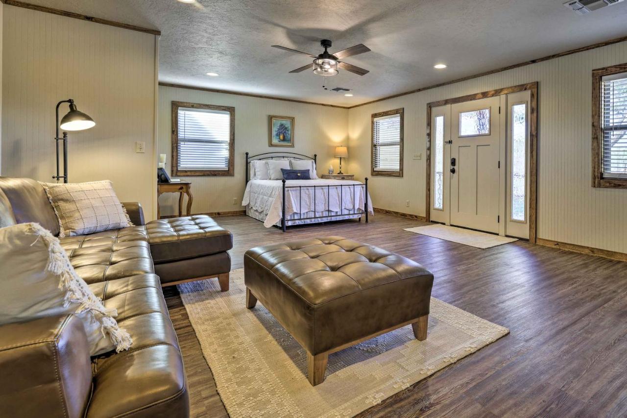 Cozy Fredericksburg Studio Near Wineries! Экстерьер фото