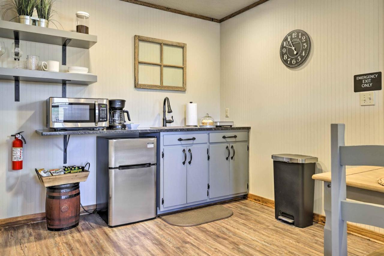 Cozy Fredericksburg Studio Near Wineries! Экстерьер фото