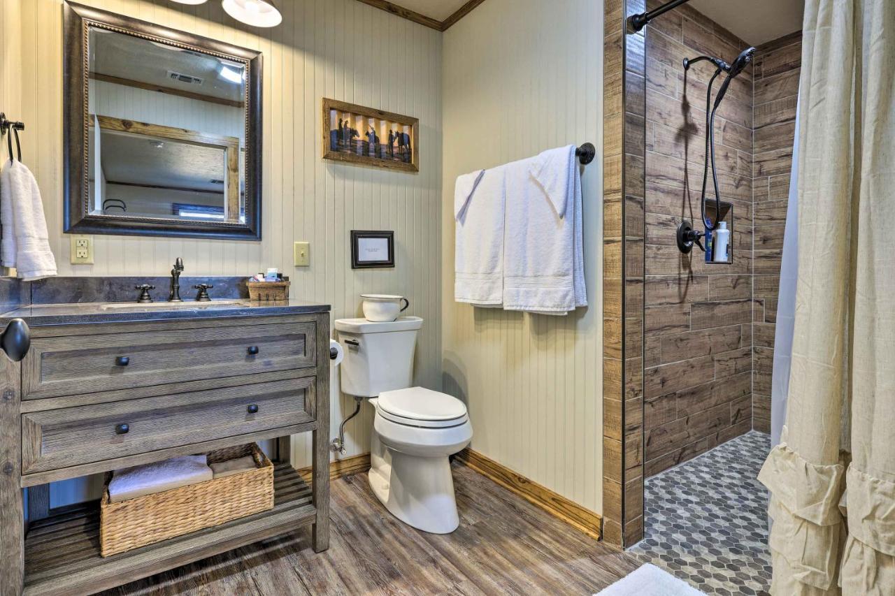 Cozy Fredericksburg Studio Near Wineries! Экстерьер фото