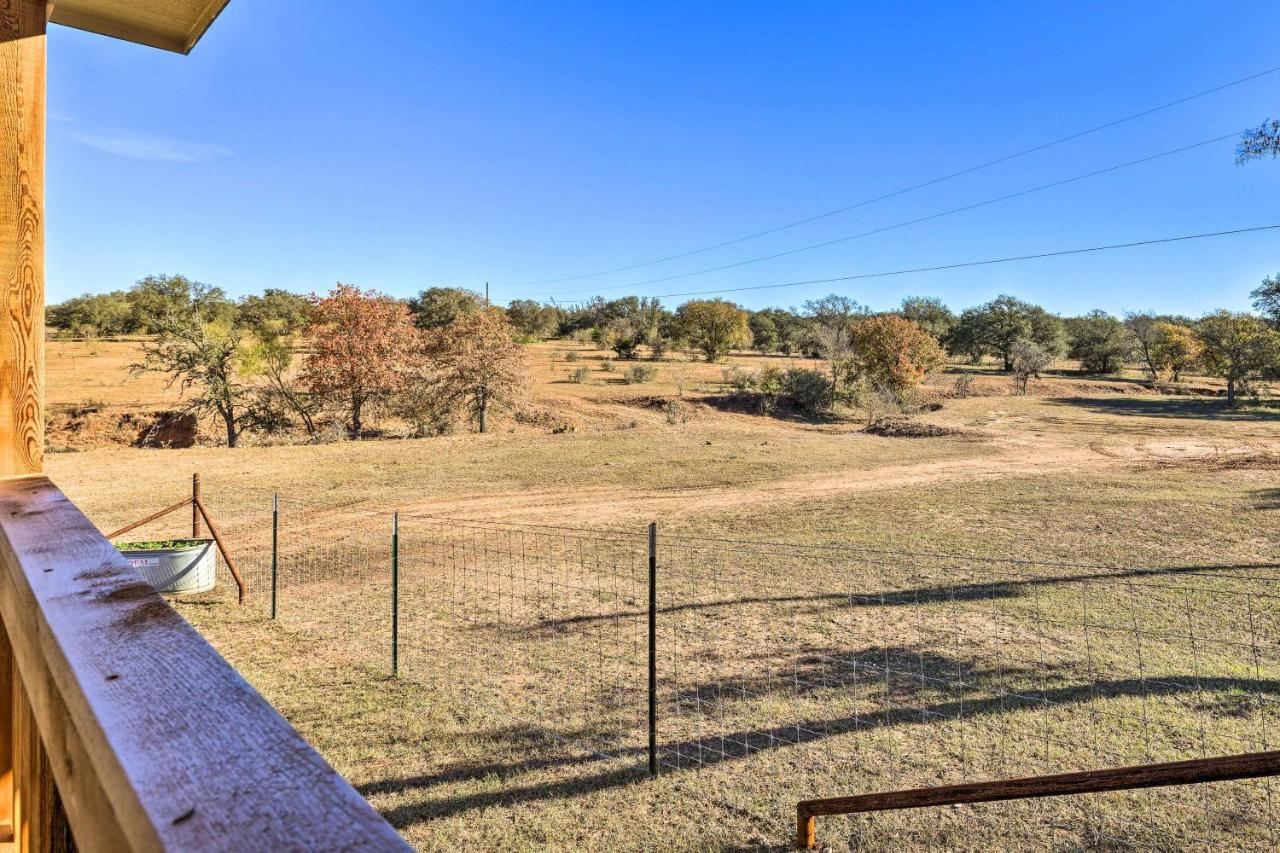 Cozy Fredericksburg Studio Near Wineries! Экстерьер фото